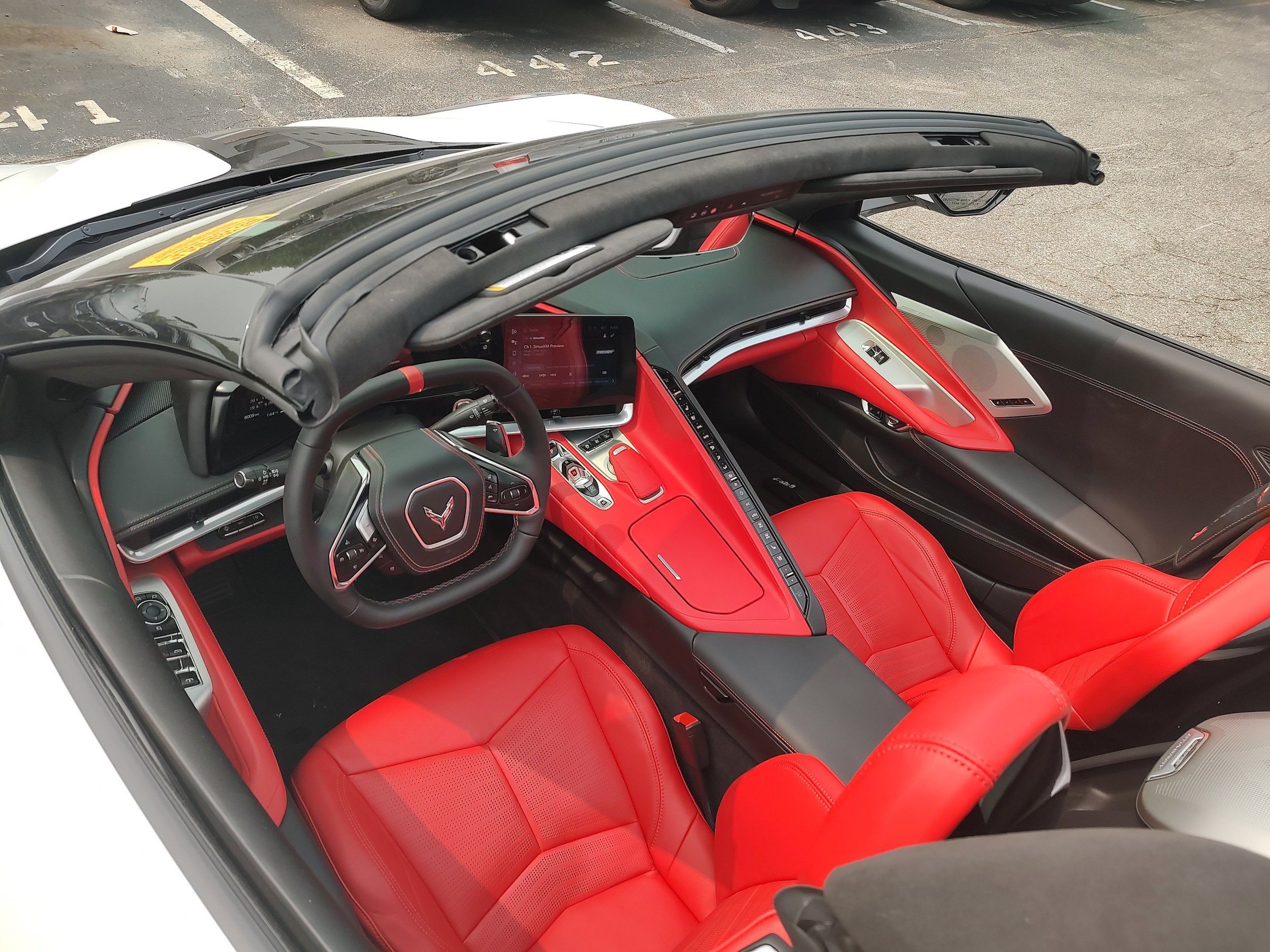 Used 2024 Chevrolet Corvette Stingray Premium Conv RWD image 15