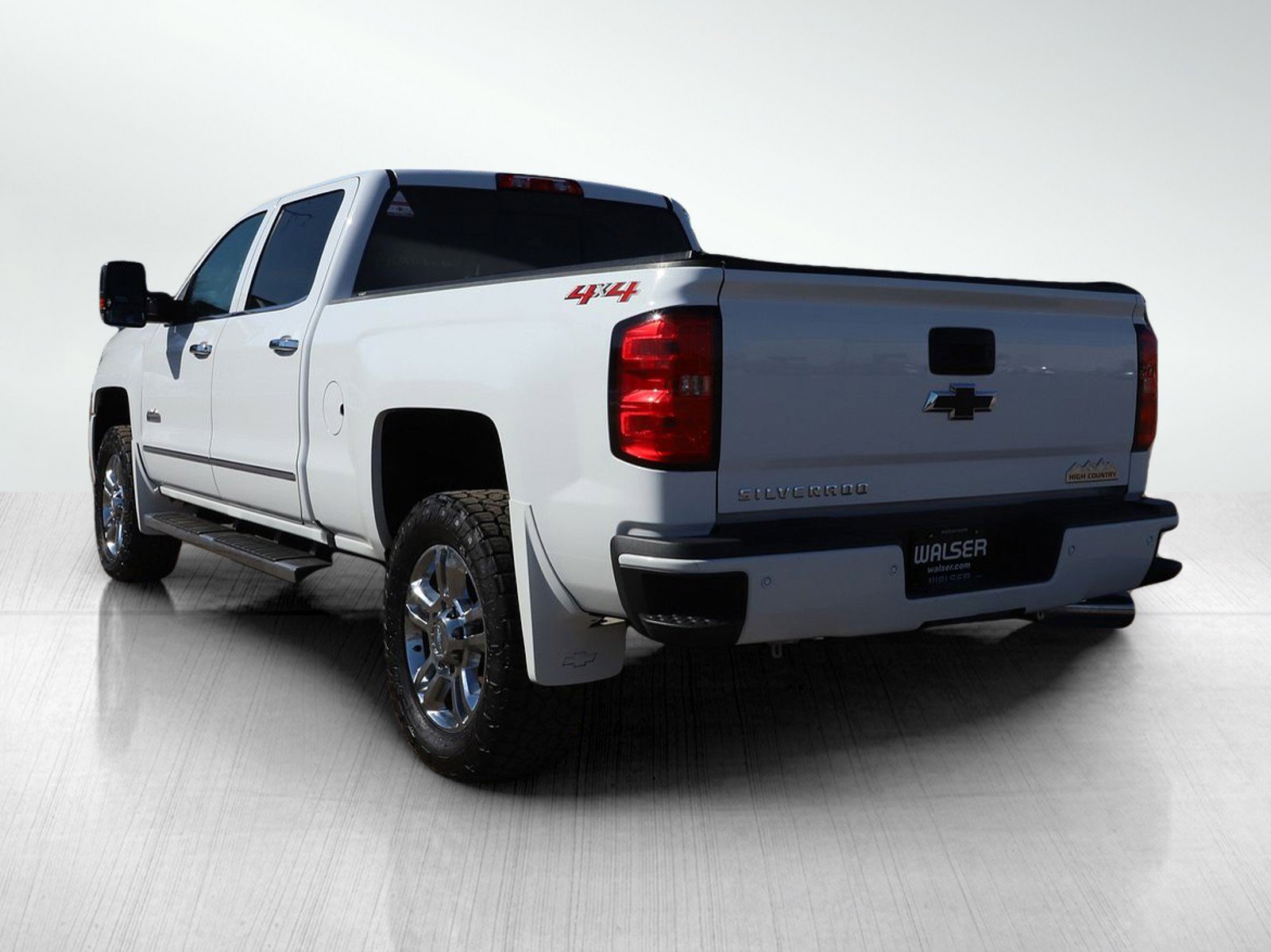 Used 2018 Chevrolet Silverado 2500 High Country w/ Duramax Plus Package image 3