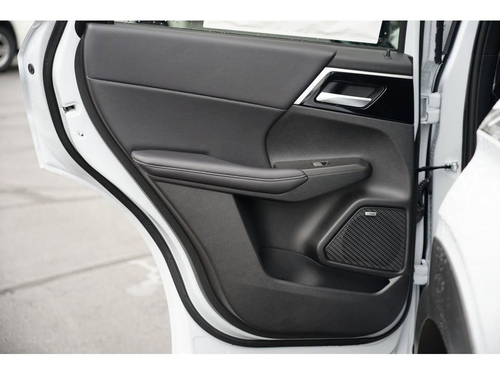 New 2025 Mitsubishi Outlander Trail Edition image 19