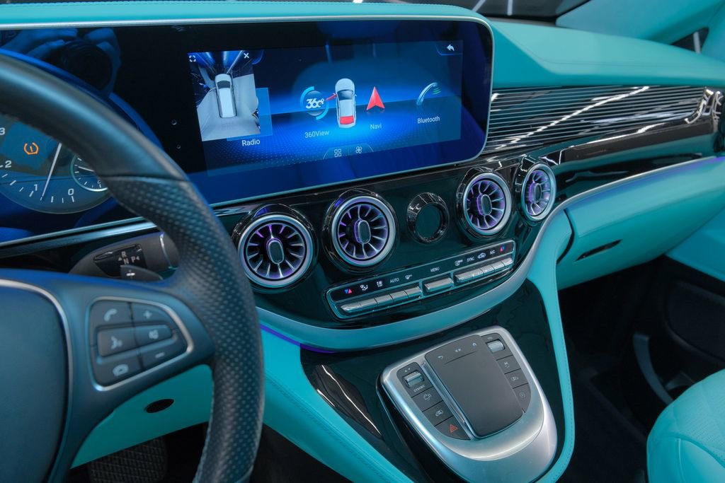 Used 2023 Mercedes-Benz Metris Passenger image 49