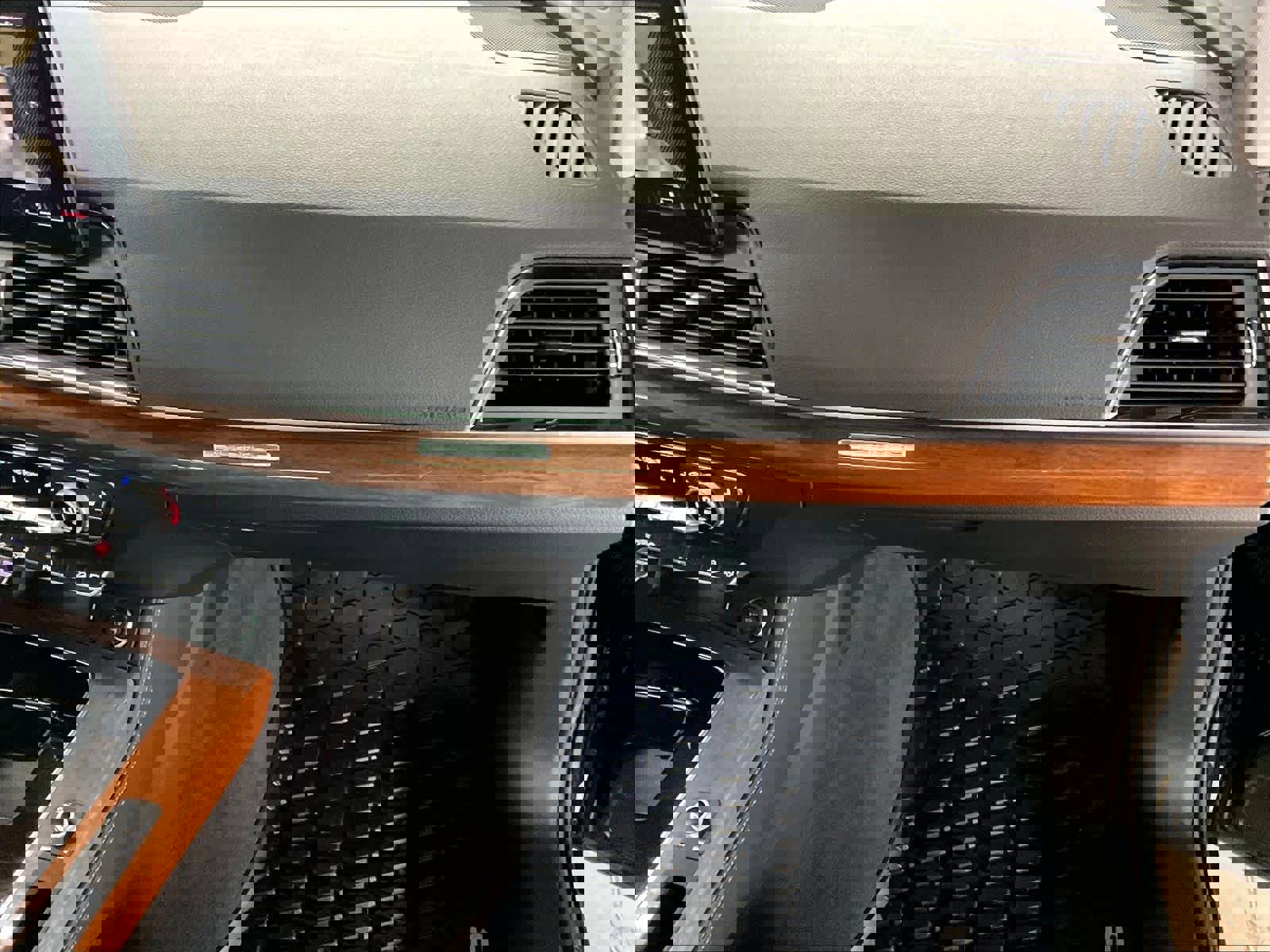 Certified 2023 Audi Q5 2.0T Premium Plus w/ Premium Plus Package image 17