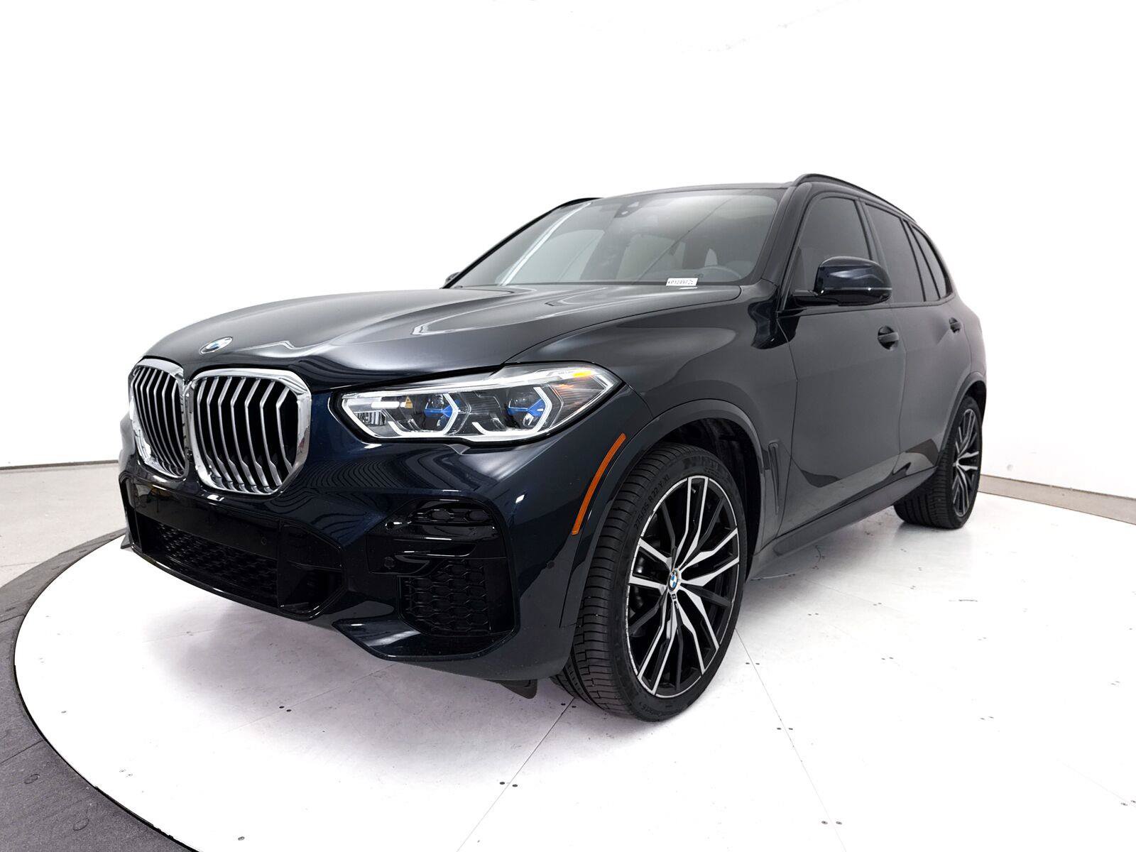Used 2023 BMW X5 xDrive40i w/ Executive Package AWD/4WD image 17