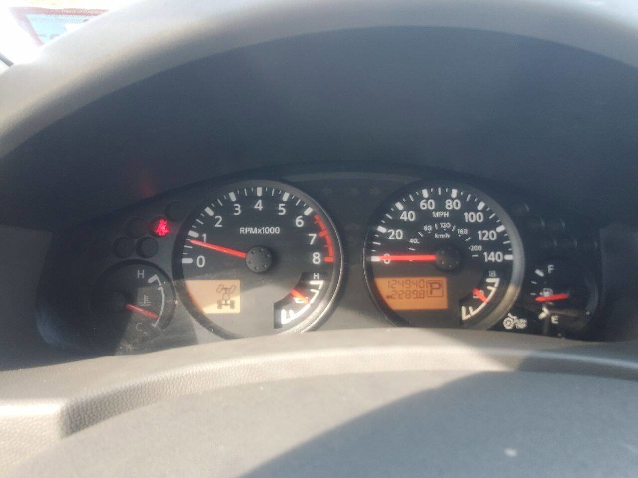 Used 2015 Nissan Frontier S image 21