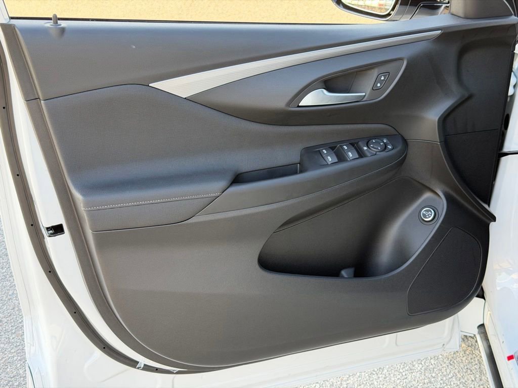 New 2026 Buick Envista Avenir FWD image 10