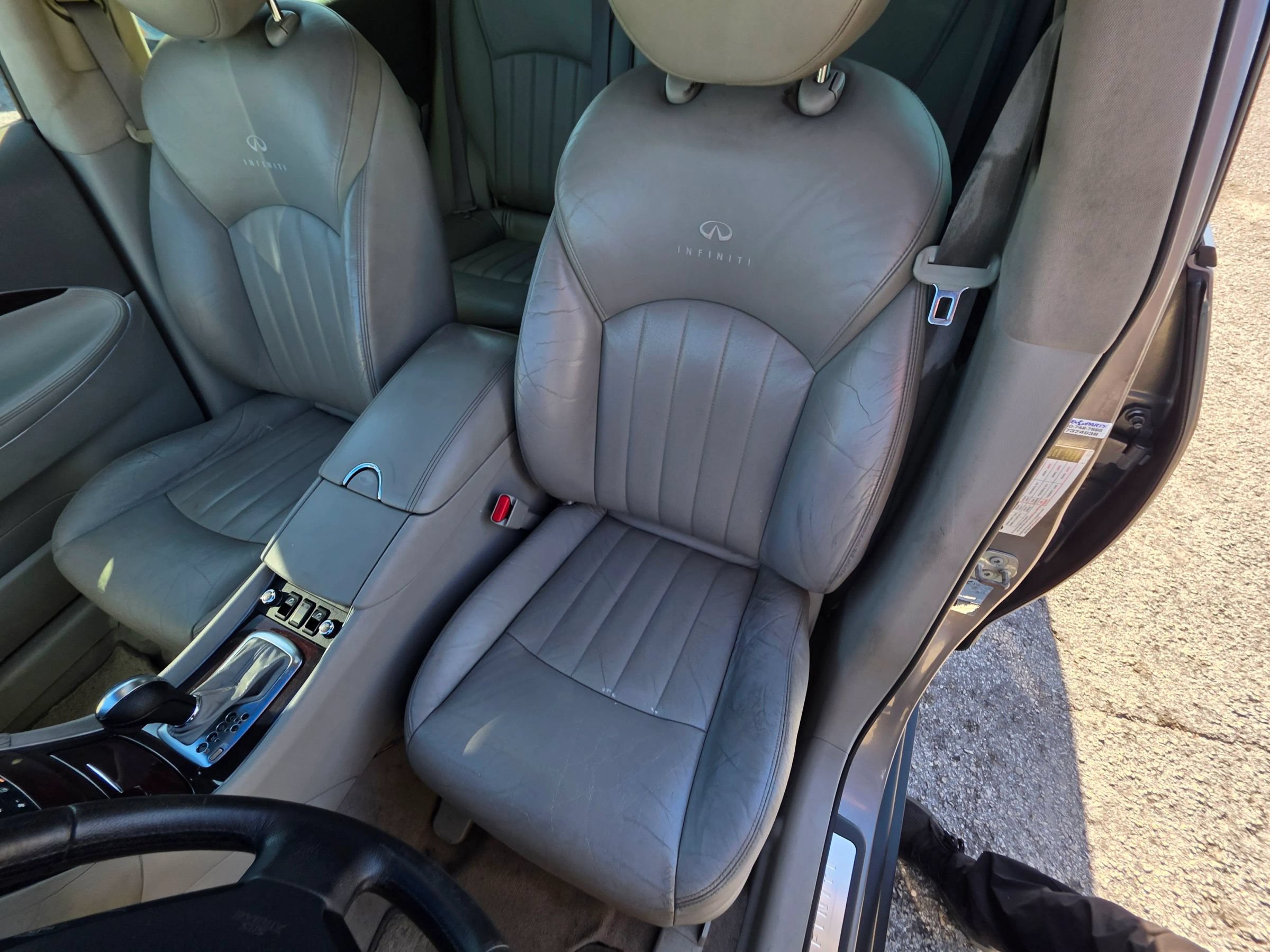 Used 2010 INFINITI EX35 Journey RWD image 11