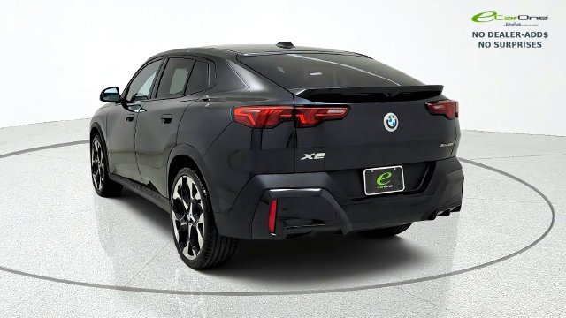 Used 2026 BMW X2 xDrive28i AWD/4WD image 6