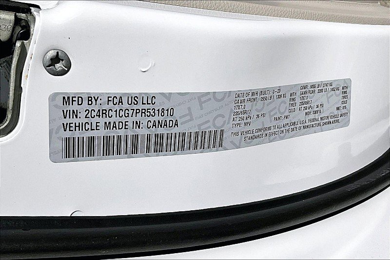 Used 2023 Chrysler Voyager LX FWD image 18