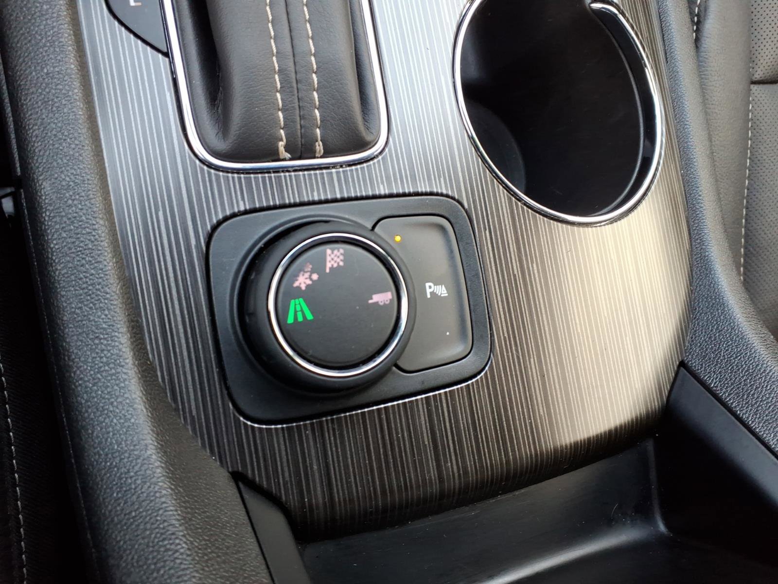 Used 2019 GMC Acadia SLT image 24