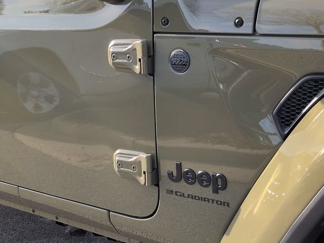 New 2026 Jeep Gladiator Sport AWD/4WD image 12