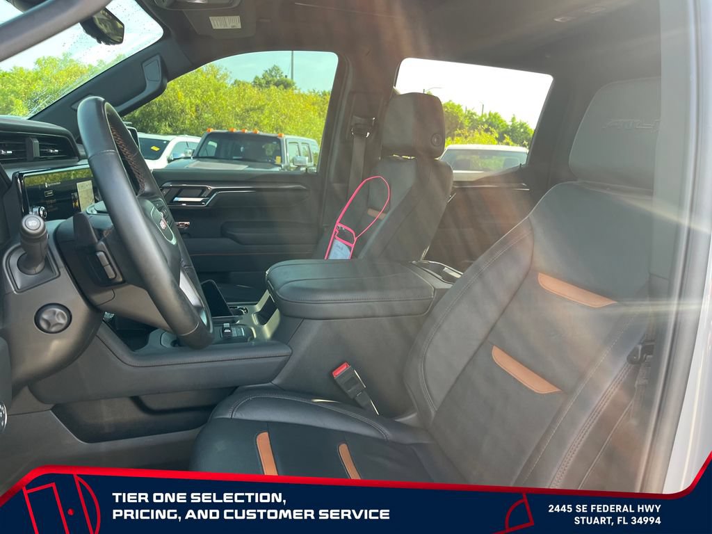 Used 2025 GMC Sierra 1500 AT4 w/ AT4 Premium Package AWD/4WD image 14