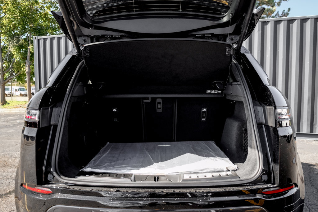 New 2026 Land Rover Range Rover Evoque Hoxton AWD/4WD image 9