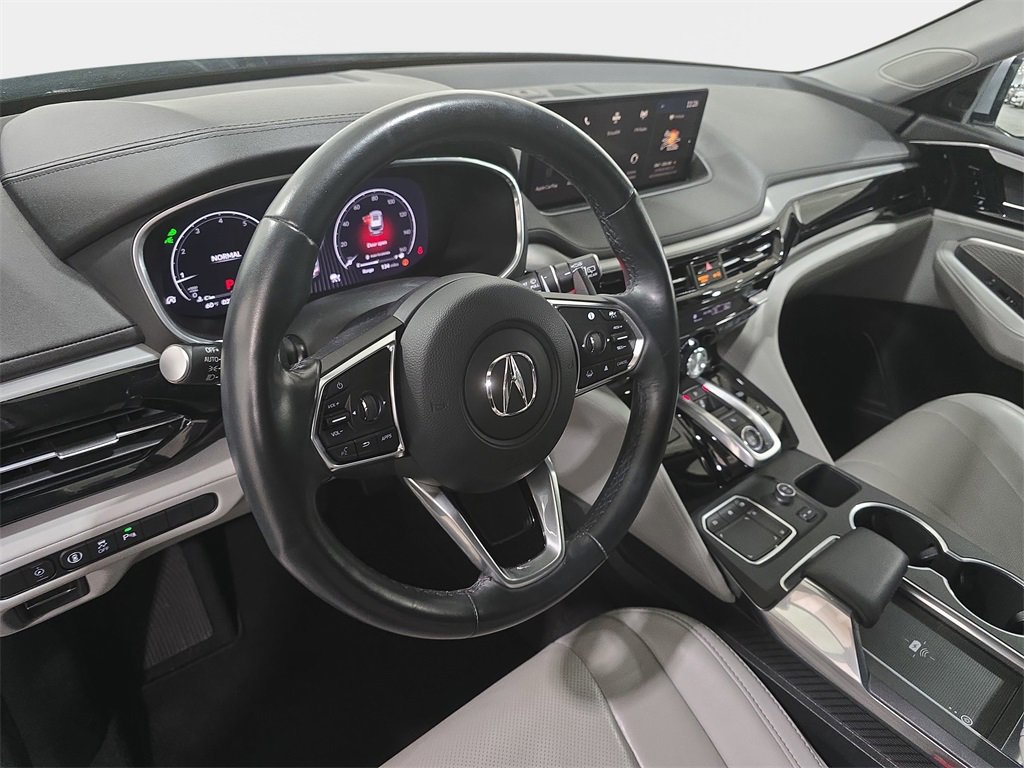 Used 2023 Acura MDX FWD w/ Technology Package image 16