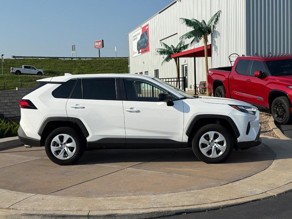 Certified 2025 Toyota RAV4 LE AWD/4WD video 2