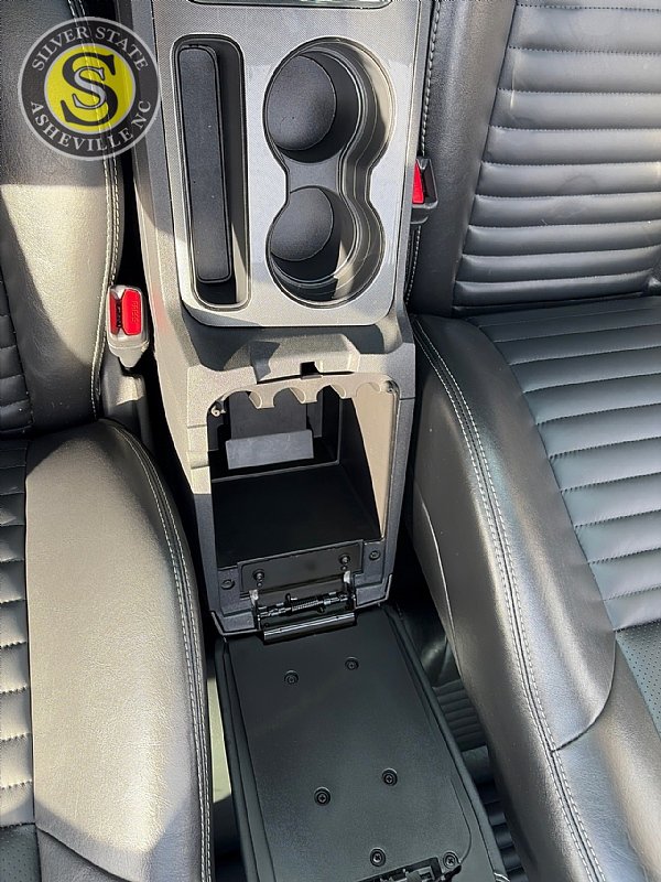 Used 2009 Dodge Challenger R/T image 20