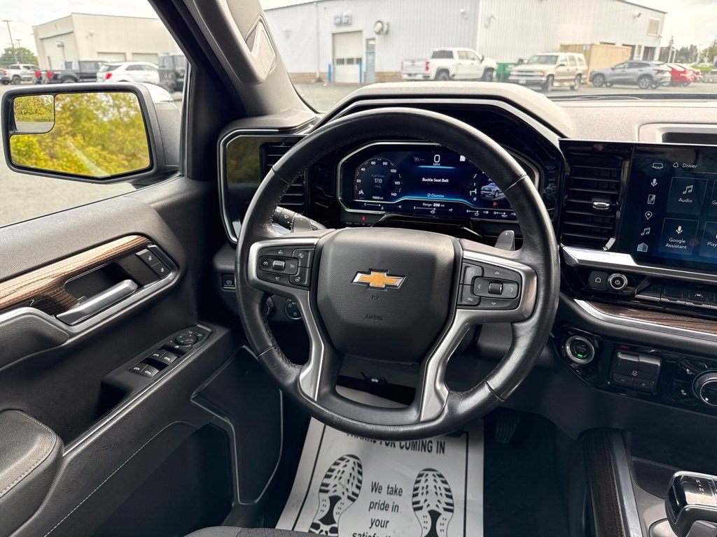Used 2022 Chevrolet Silverado 1500 LT w/ Protection Package AWD/4WD image 14