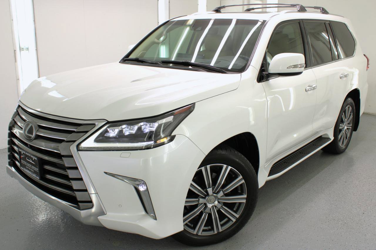 Used 2017 Lexus LX 570 4WD w/ Luxury Package image 27