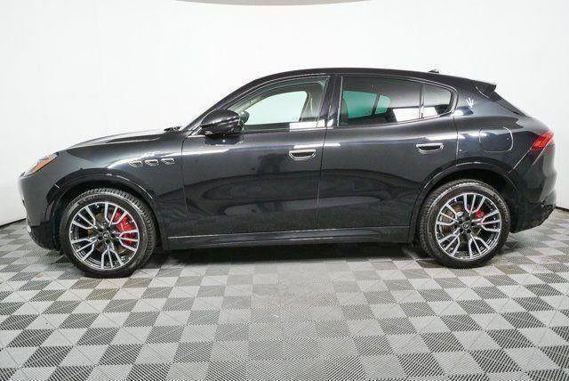 Used 2023 Maserati Grecale Modena AWD/4WD image 35