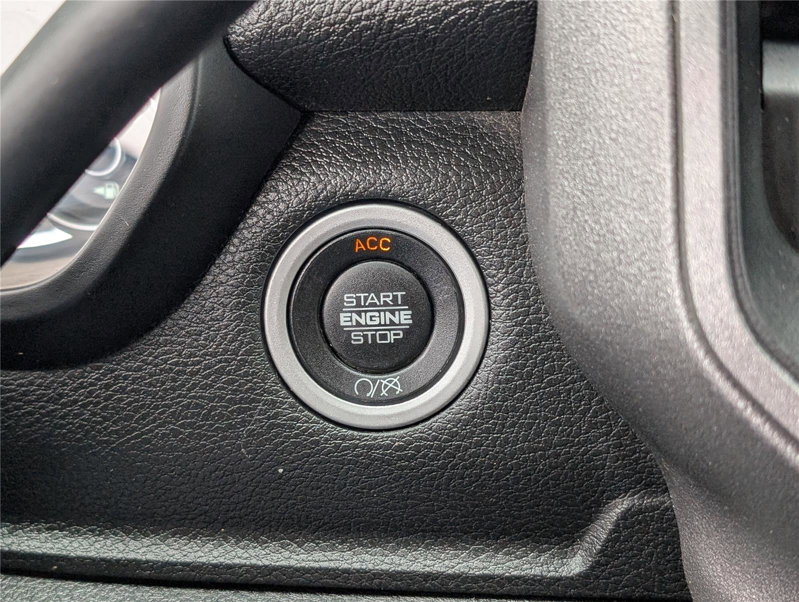 Used 2020 RAM 3500 Tradesman image 19