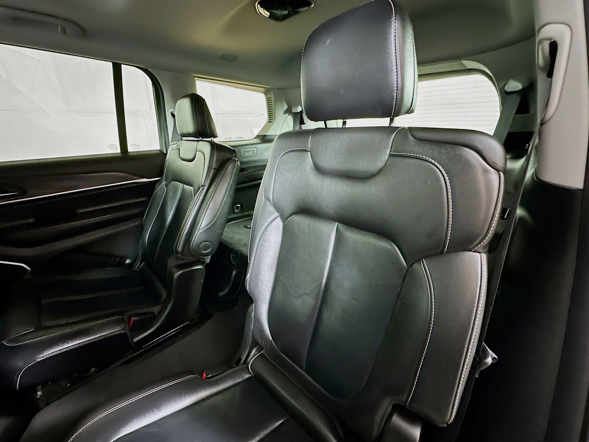 Used 2021 Jeep Grand Cherokee L Limited image 25