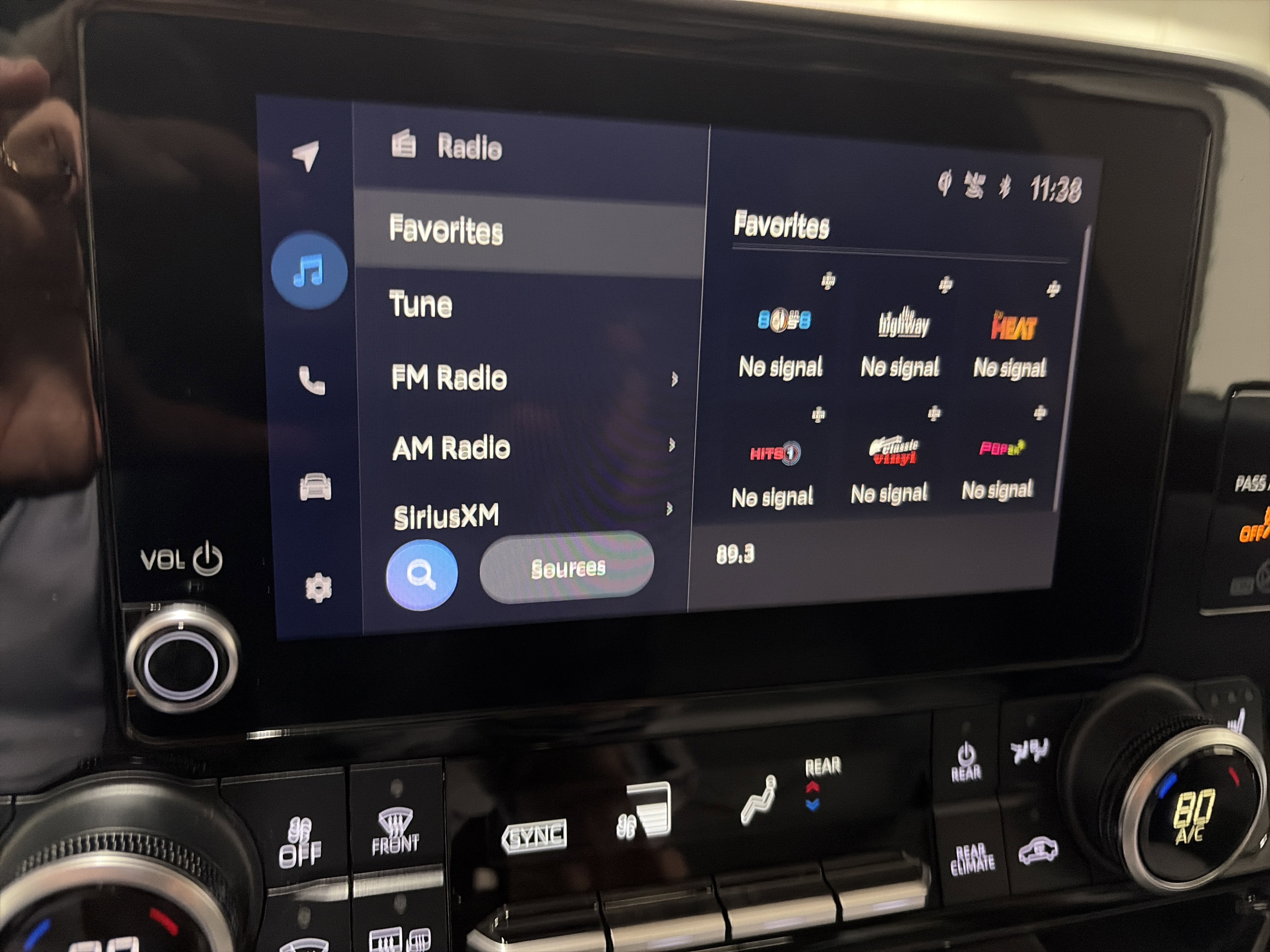 Used 2023 Toyota Highlander XLE image 19