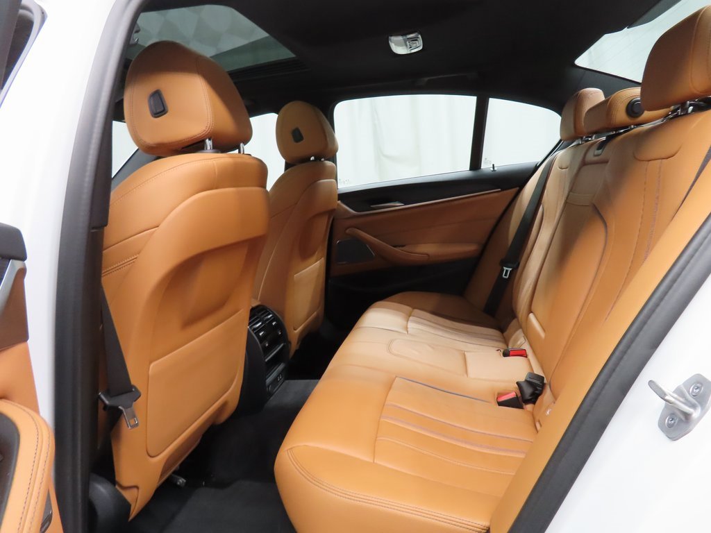 Used 2022 BMW 530i xDrive image 10