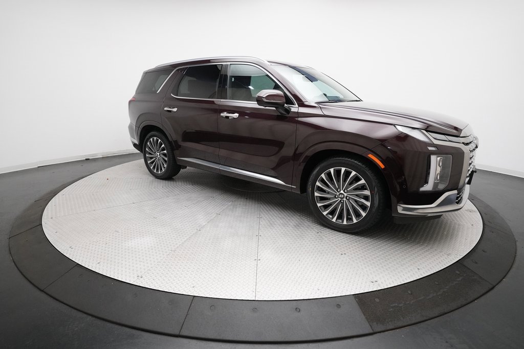 Used 2024 Hyundai Palisade Calligraphy image 13