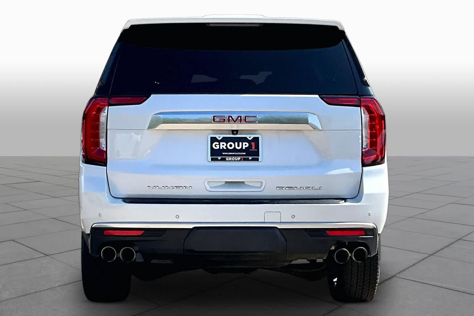 Used 2022 GMC Yukon Denali w/ Max Trailering Package AWD/4WD image 5