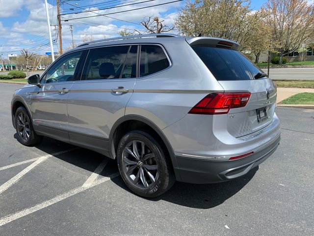 Used 2022 Volkswagen Tiguan SE image 5