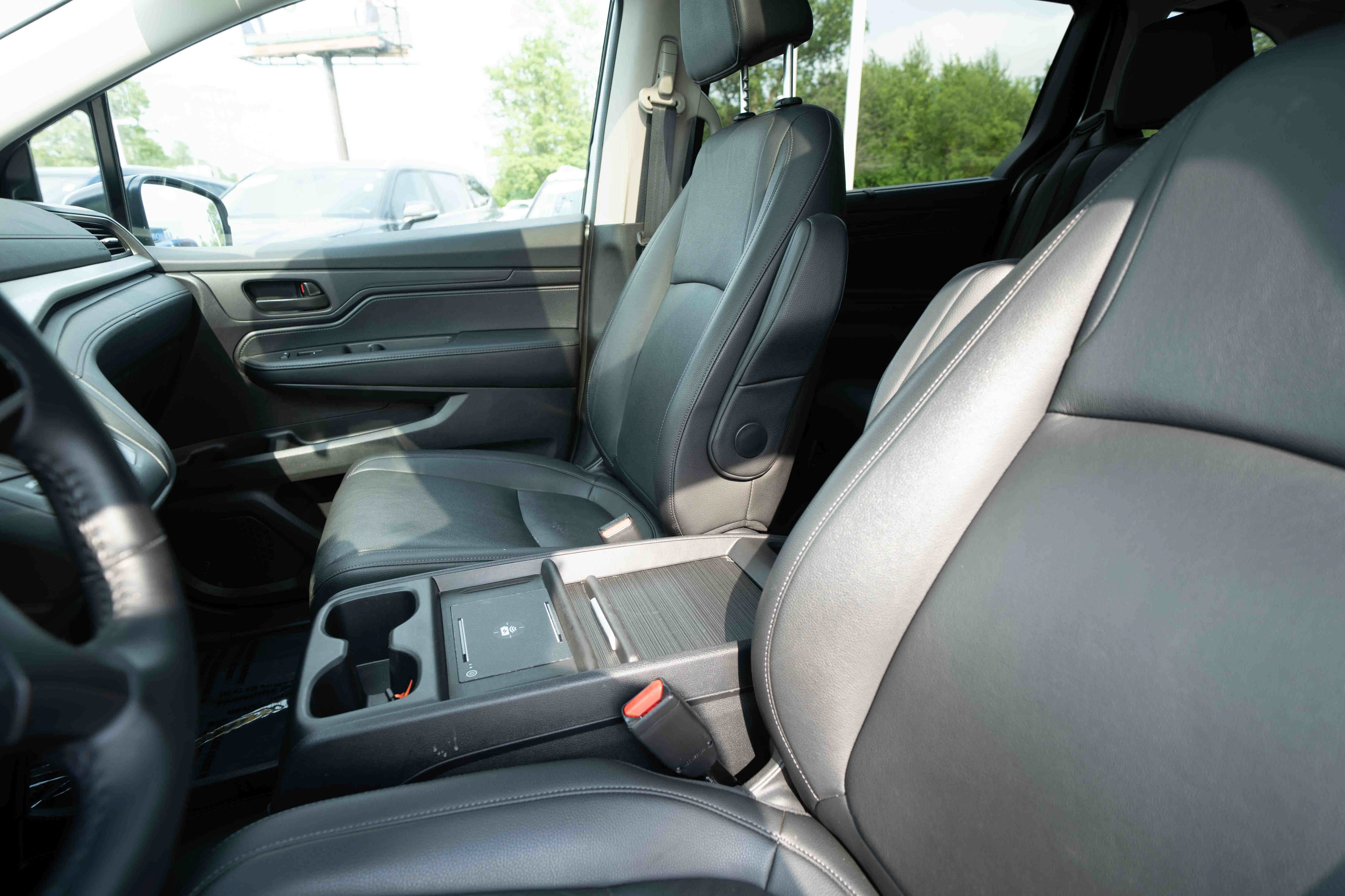 Certified 2025 Honda Odyssey EX-L image 10