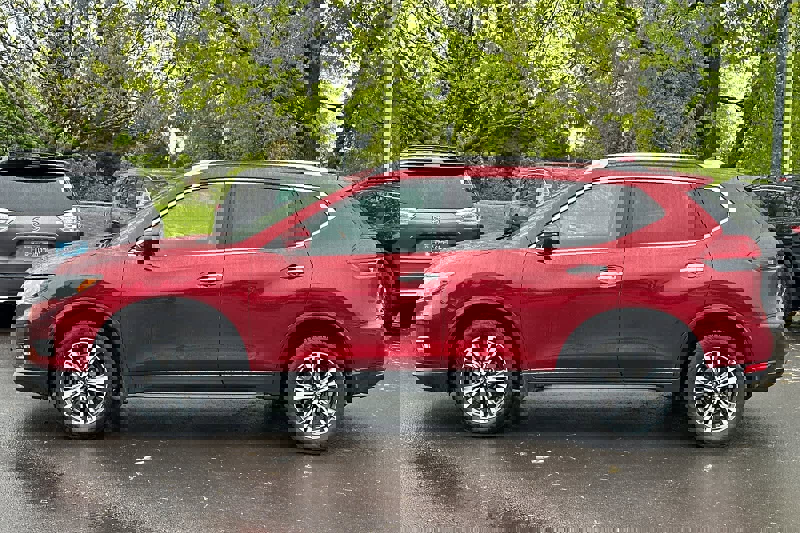 Used 2020 Nissan Rogue S image 5