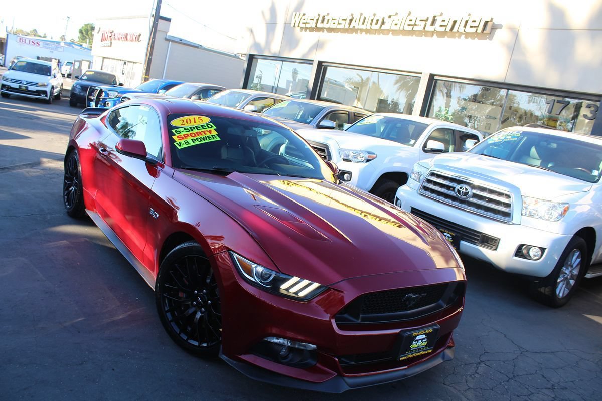 Used 2015 Ford Mustang GT Premium w/ GT Performance Package RWD image 32