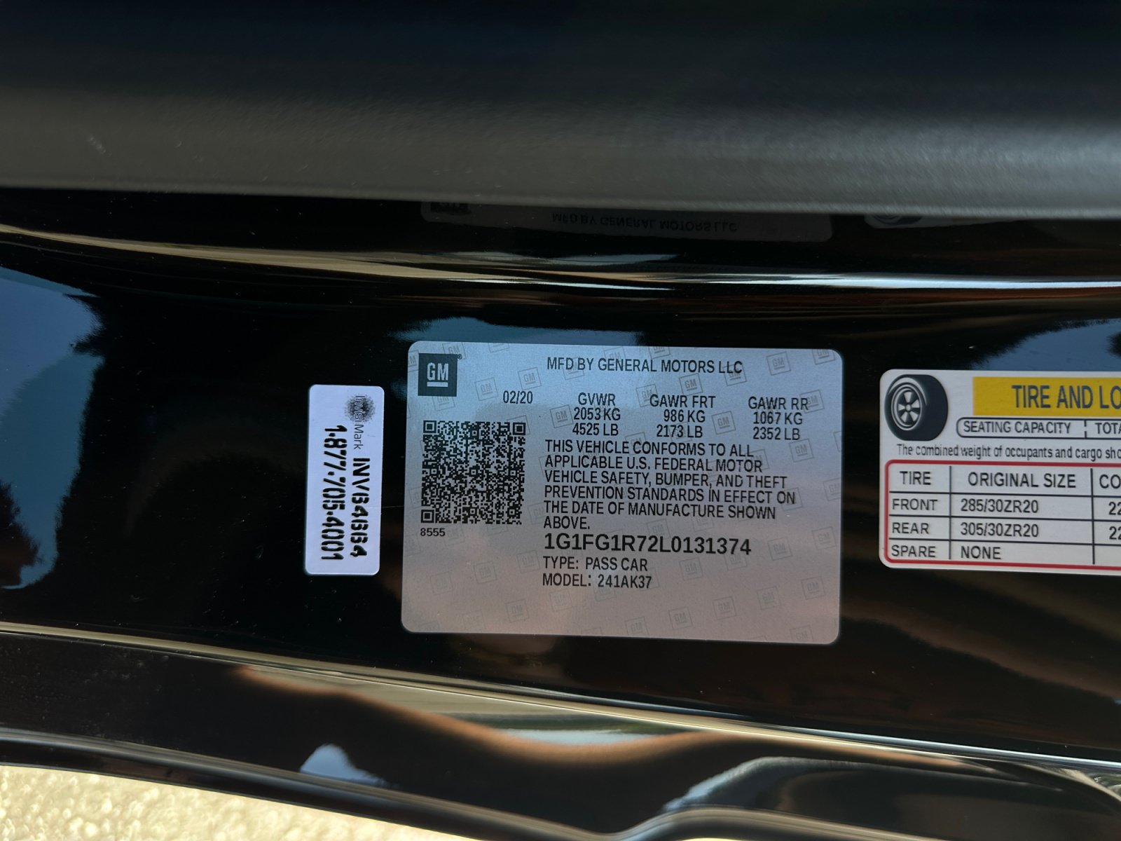 Used 2020 Chevrolet Camaro SS RWD image 34