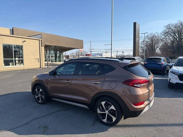 Used 2017 Hyundai Tucson Limited w/ Limited Ultimate Package 03 image 4