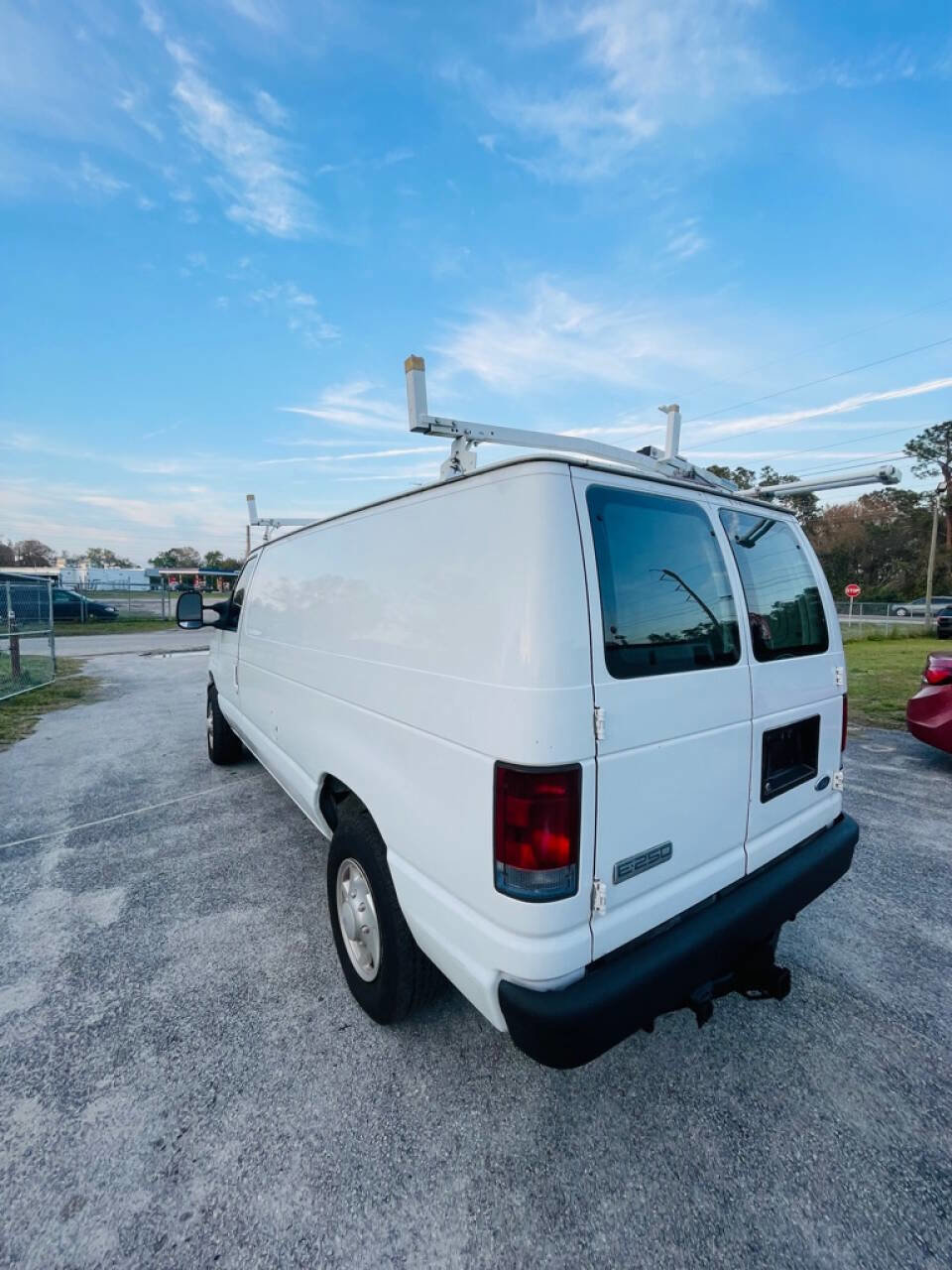 Used 2008 Ford E-250 and Econoline 250 image 7