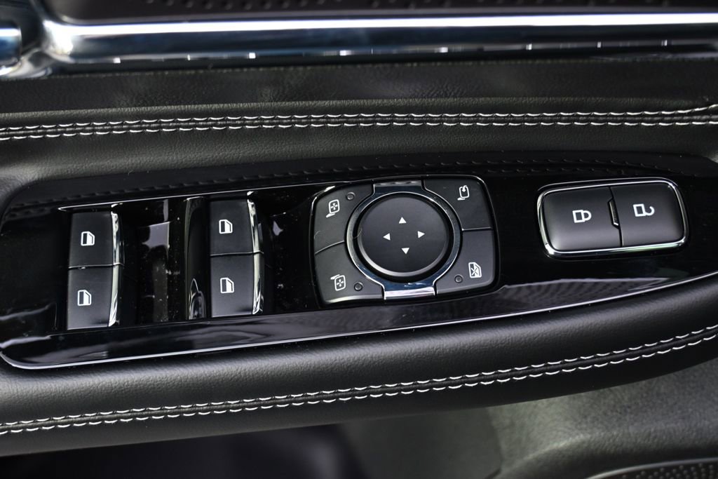 New 2026 Lincoln Corsair Reserve w/ Jet Appearance Package image 23