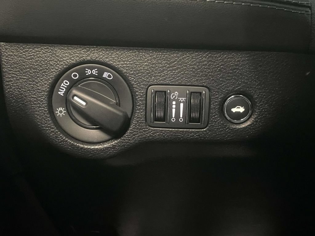 Used 2023 Dodge Challenger R/T Scat Pack RWD image 23