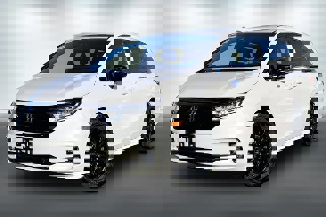 Used 2023 Honda Odyssey Sport image 12