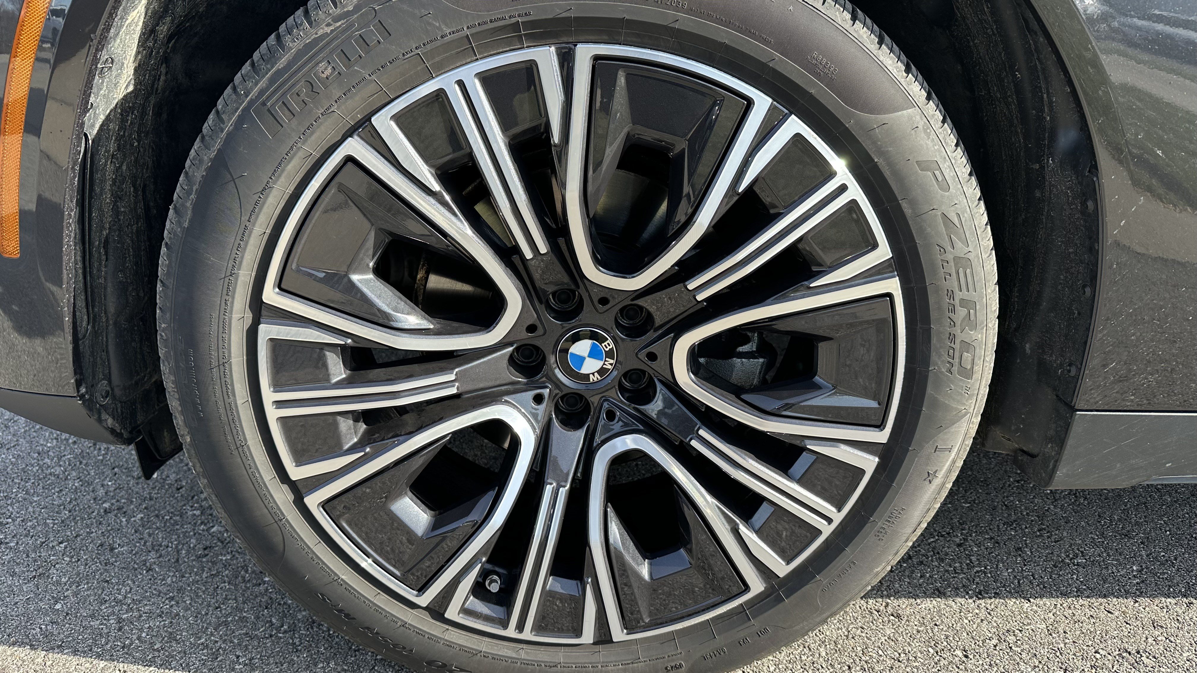 Certified 2025 BMW X3 xDrive30i AWD/4WD image 12