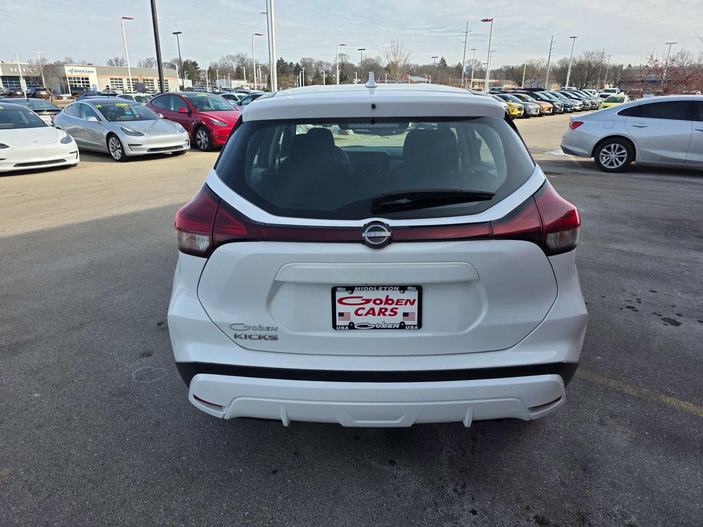 Used 2022 Nissan Kicks S FWD image 4