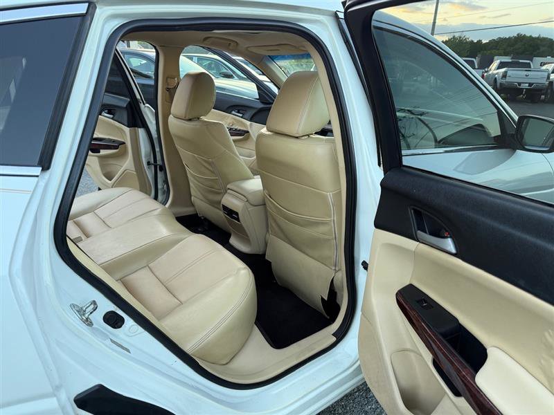 Used 2011 Honda Crosstour EX image 19