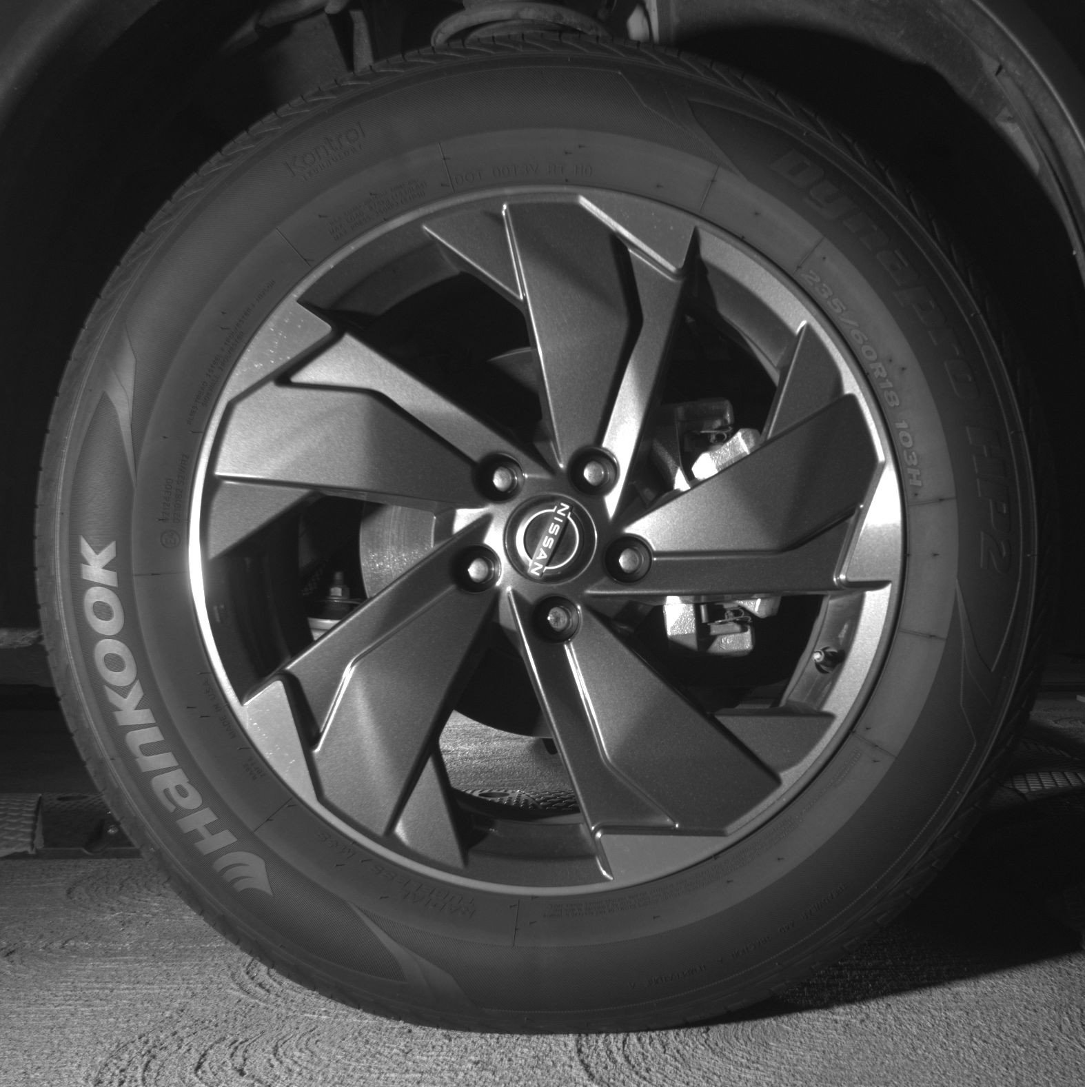 Used 2025 Nissan Rogue SV image 13