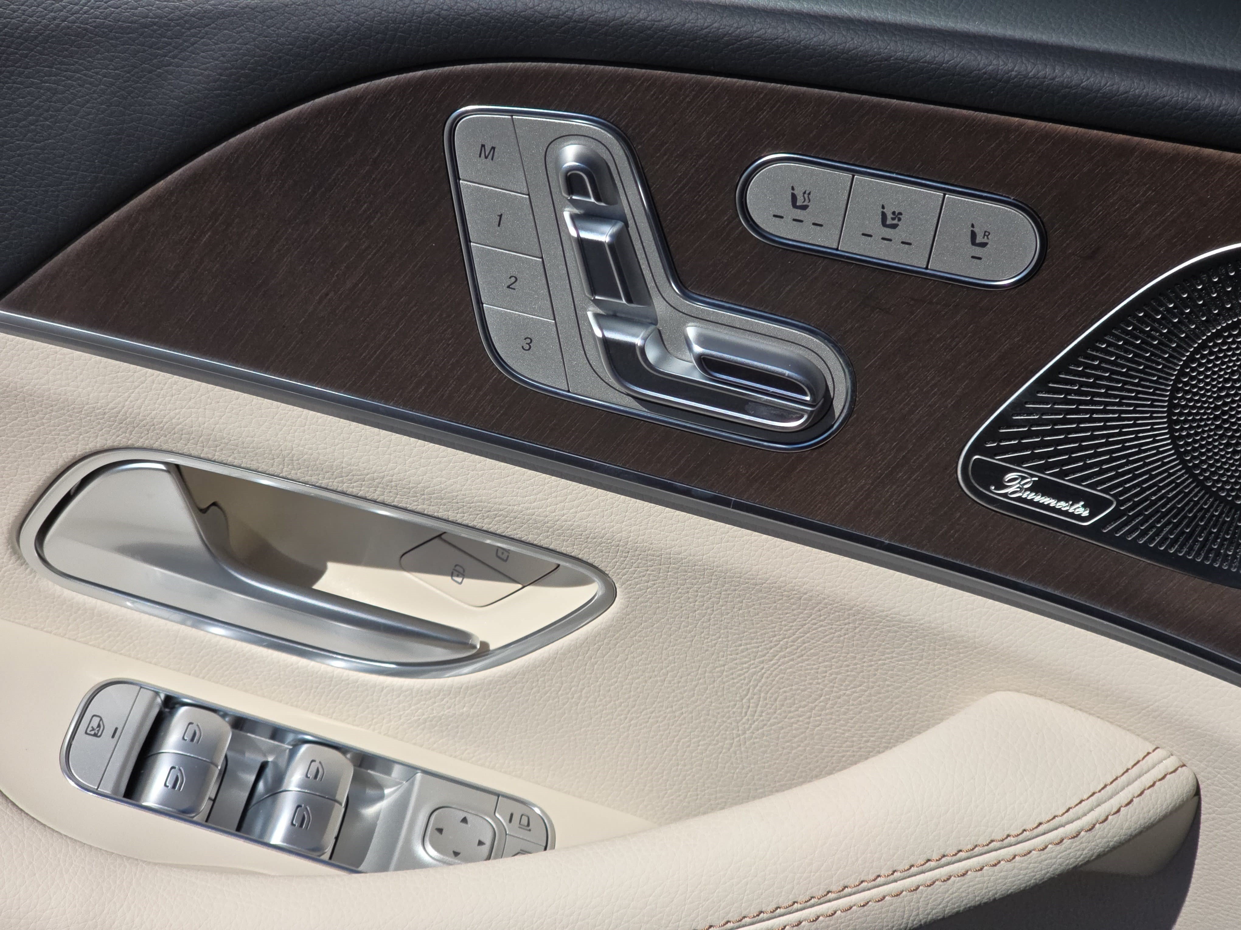 New 2027 Mercedes-Benz GLS 450 4MATIC image 30
