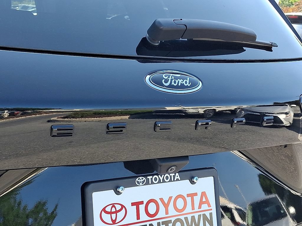 Used 2022 Ford Escape SEL w/ SEL Stealth AWD Package image 30