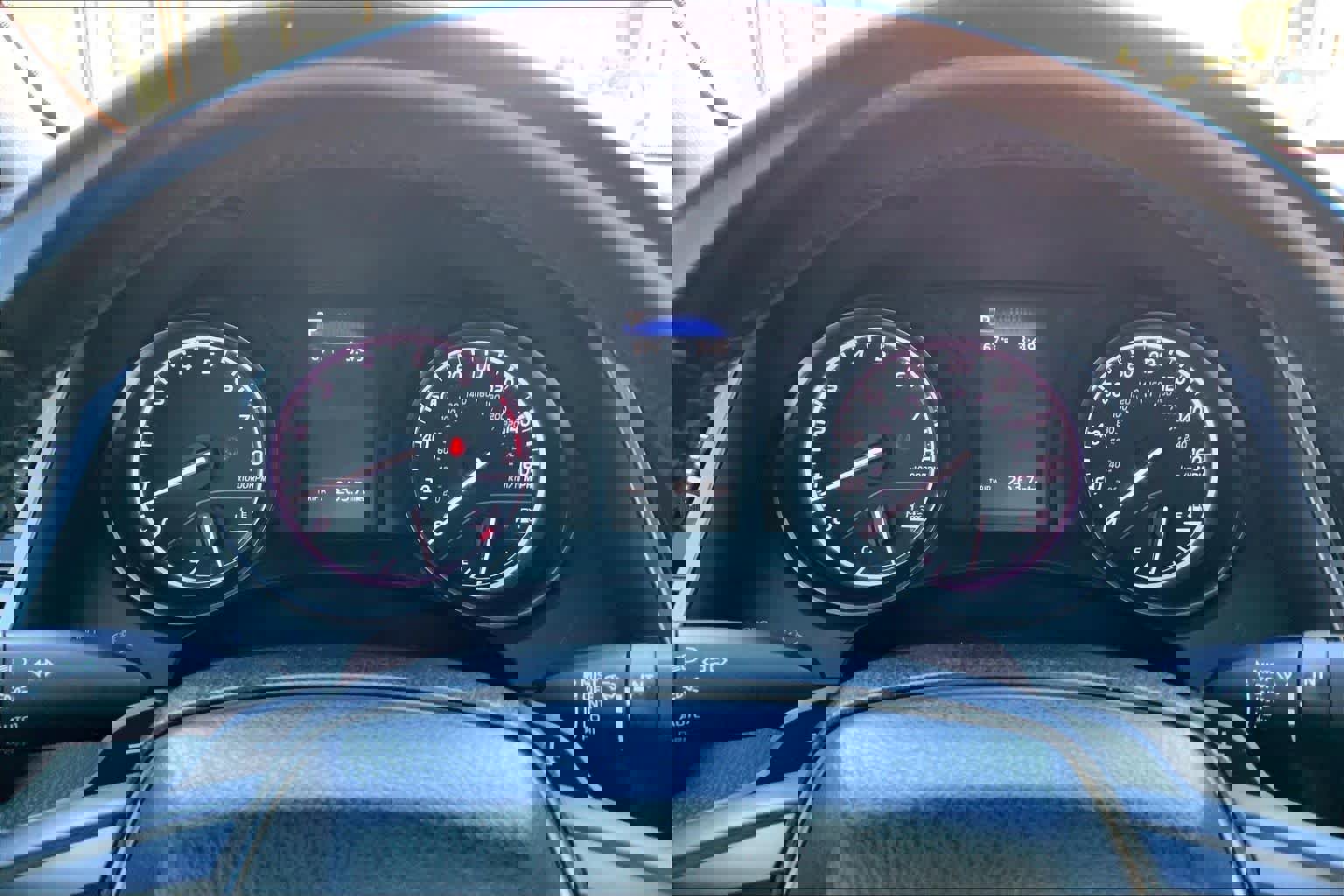 Used 2022 Toyota Camry SE image 24