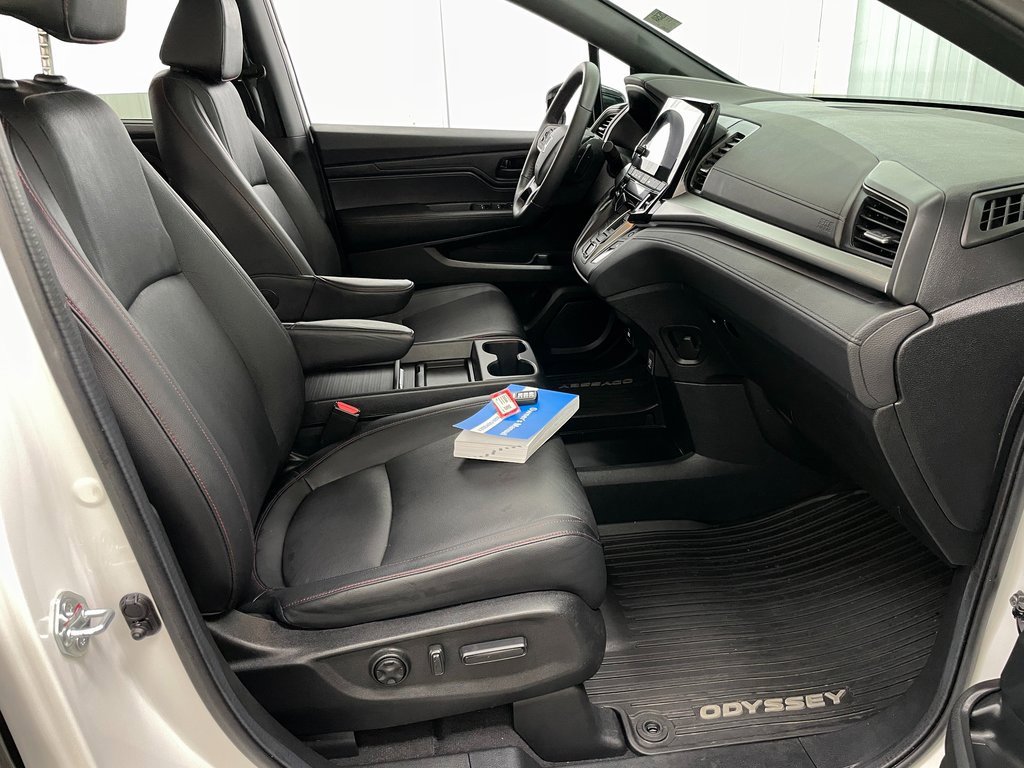 Used 2024 Honda Odyssey Sport image 34