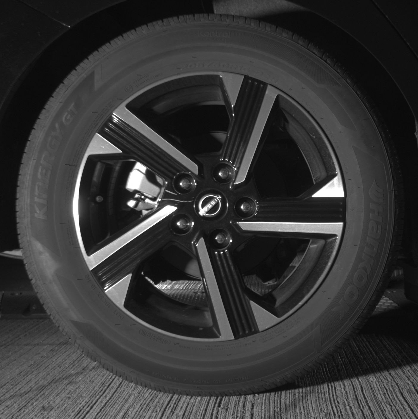 Used 2025 Nissan Sentra SV image 15