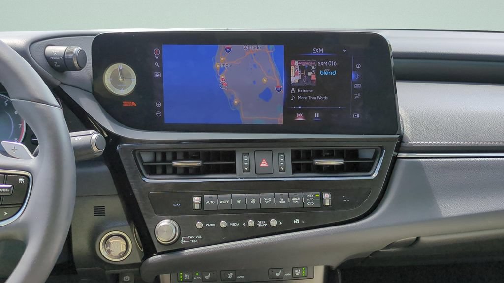 Used 2022 Lexus ES 350 w/ Premium Package FWD image 13
