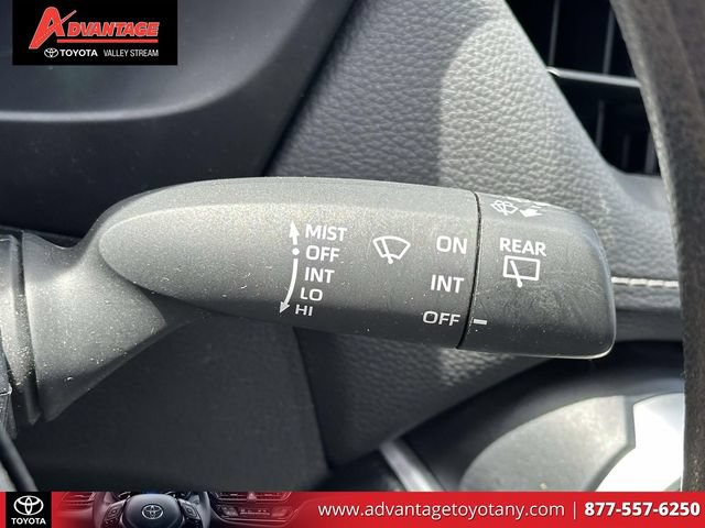 Used 2023 Toyota RAV4 LE AWD/4WD image 28