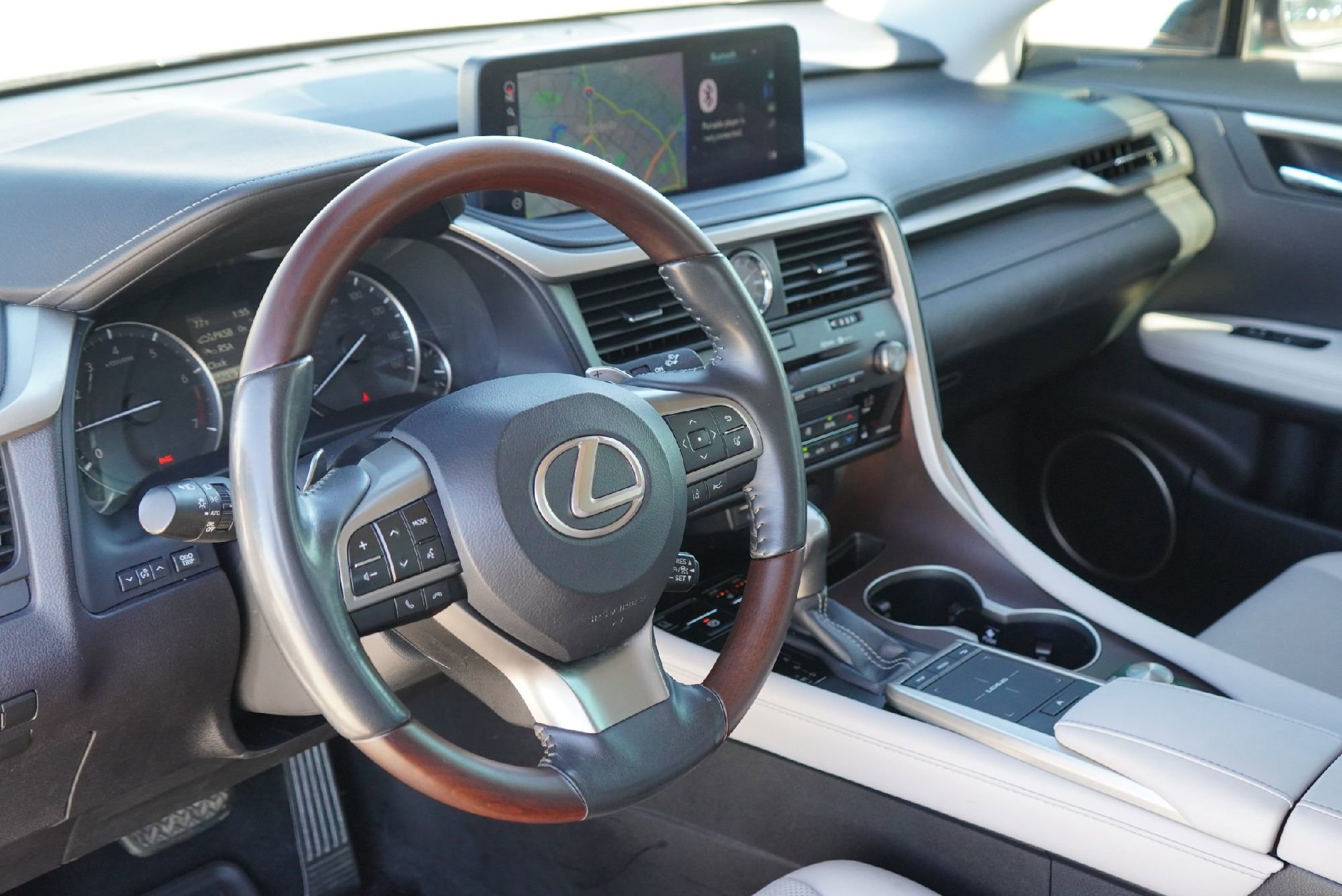 Used 2022 Lexus RX 350 FWD w/ Premium Package image 8