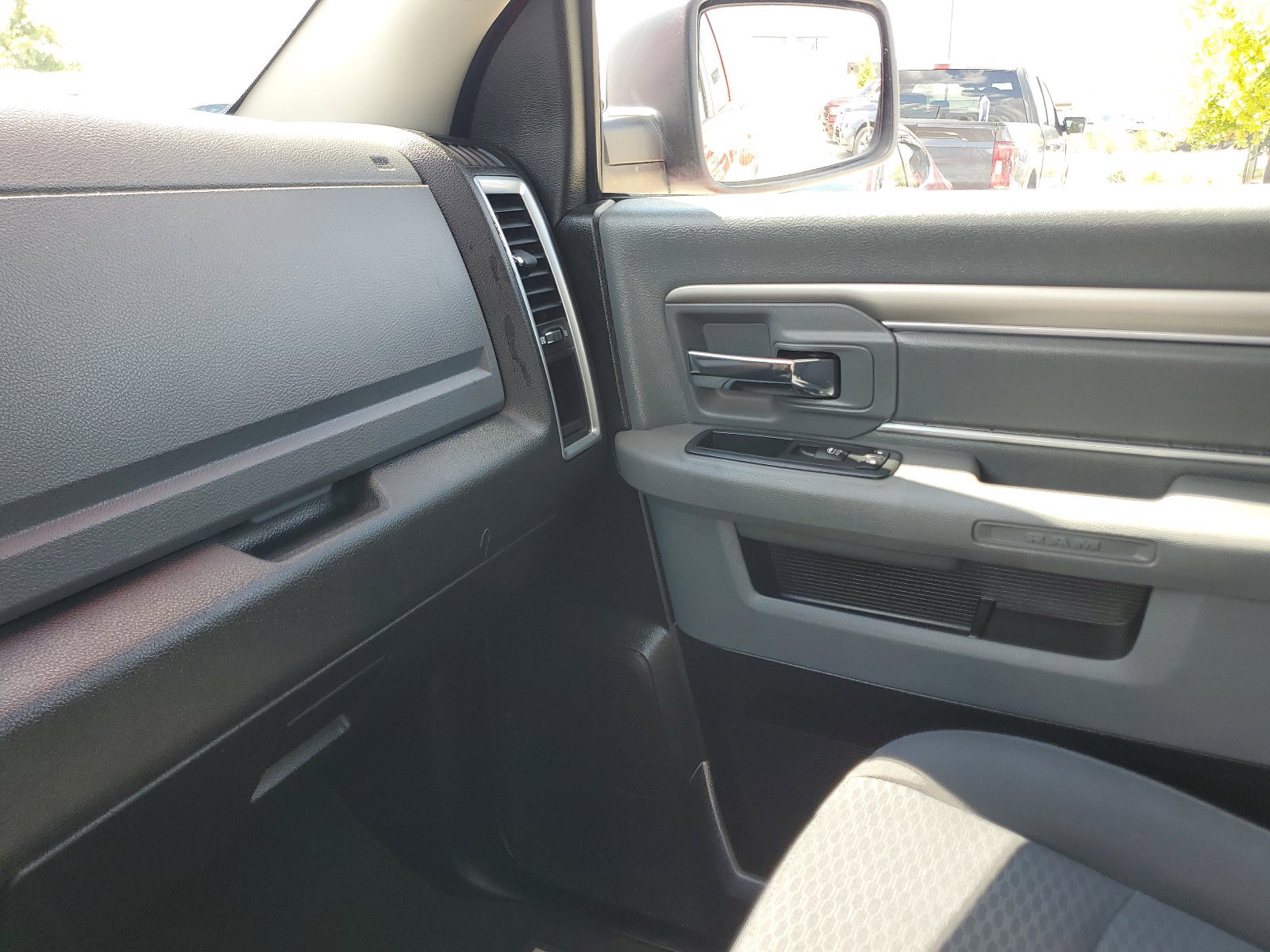 Used 2019 RAM 1500 Warlock RWD image 27